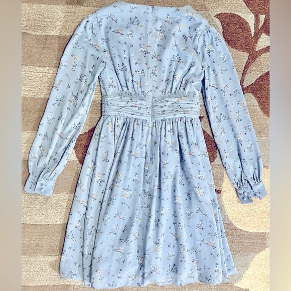 Gal Meets Glam Long Sleeve Kelsey A-line Mini Dress in Periwinkle Floral - Picture 6 of 13